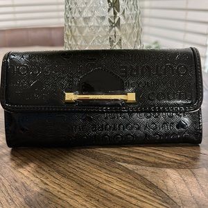 AUTHENTIC JUICY COUTURE WALLET